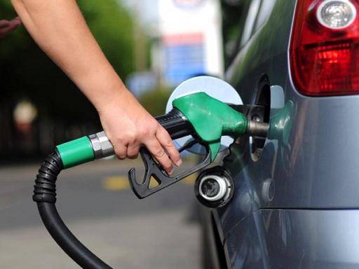 Petrobrás anuncia redução no preço dos combustíveis