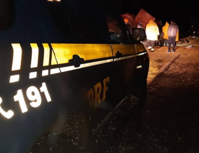 Acidente com morte na BR-158 em Cruz Alta envolve carretas de Tucunduva e Tuparendi