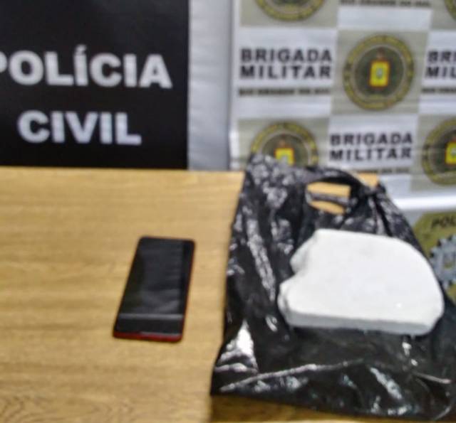 DRACO, PC e Brigada Militar prendem homem e apreendem tijolo de cocaína em Três de Maio