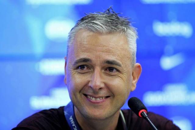 Tiago Nunes se manifesta sobre acerto com o Grêmio: ''A vida nos reserva reencontros''