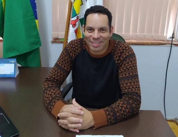 Vice-prefeito Josias Correa está internado no Hospital São Vicente de Paulo