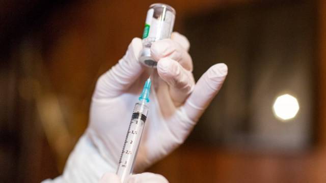 Vacinação contra a gripe chega à terceira fase na quarta-feira
