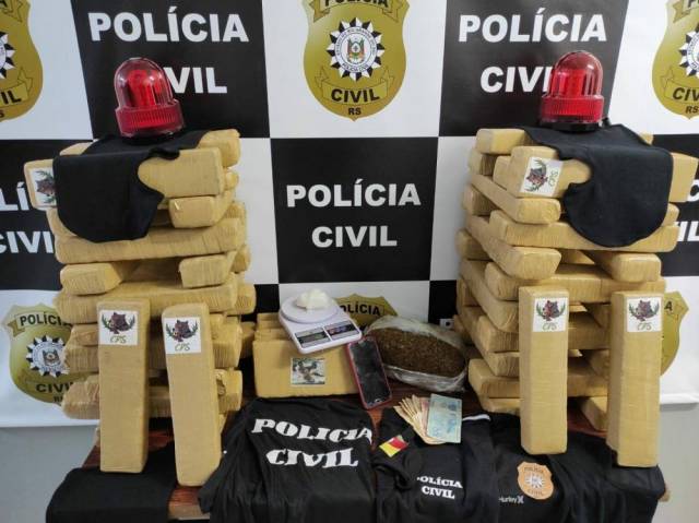 Polícia Civil apreende 52kg de maconha em um apartamento de Santa Rosa