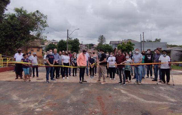 Prefeitura de Três de Maio inaugura pontilhão sobre o Morangueira
