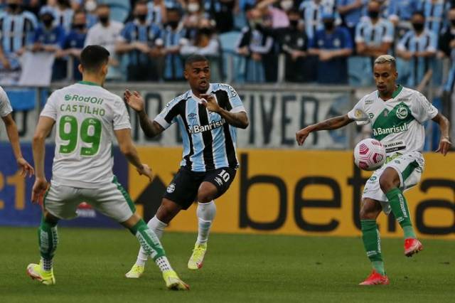 Na estreia de Vagner Mancini, Grêmio vence o Juventude por 3 a 2 e reage no Brasileirão