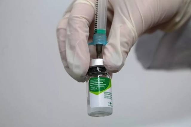 Três de Maio libera vacina contra a gripe para a população em geral