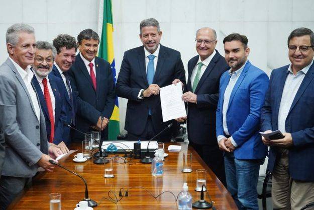 Equipe de transição propõe excluir R$ 175 bilhões do teto de gastos