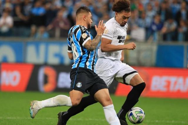 Pelo Brasileiro, Grêmio é superado pelo Botafogo na Arena