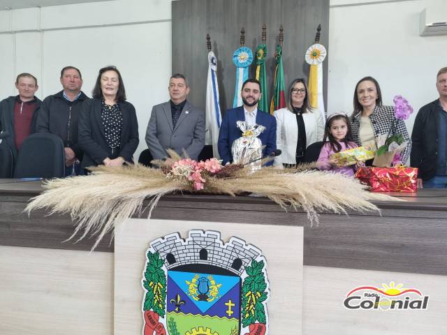 Vice-Governador Gabriel Souza e empresário Jairo Cavallini são homenageados em Alegria