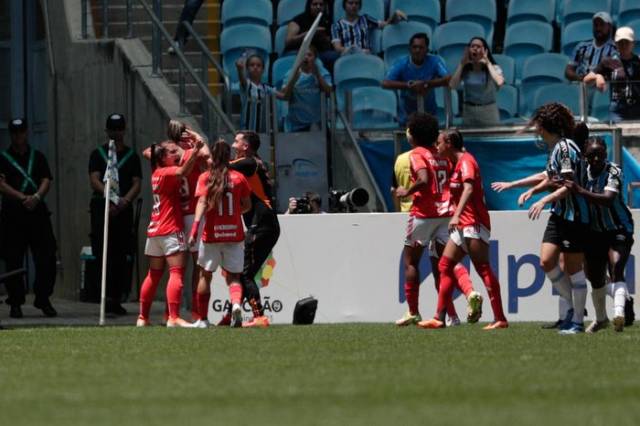 Inter empata com o Grêmio na Arena e conquista o Gauchão Feminino