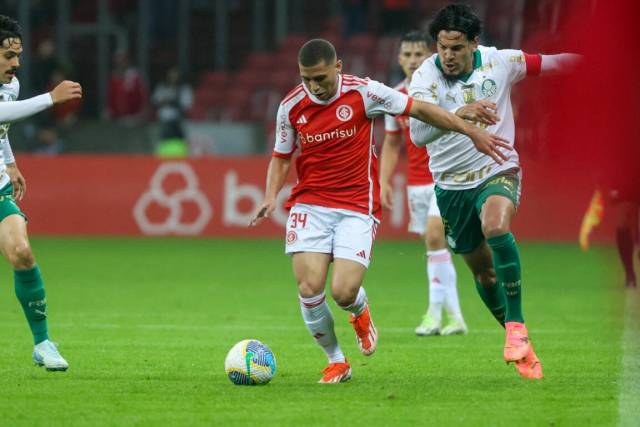 Inter sai na frente, mas Palmeiras empata no fim